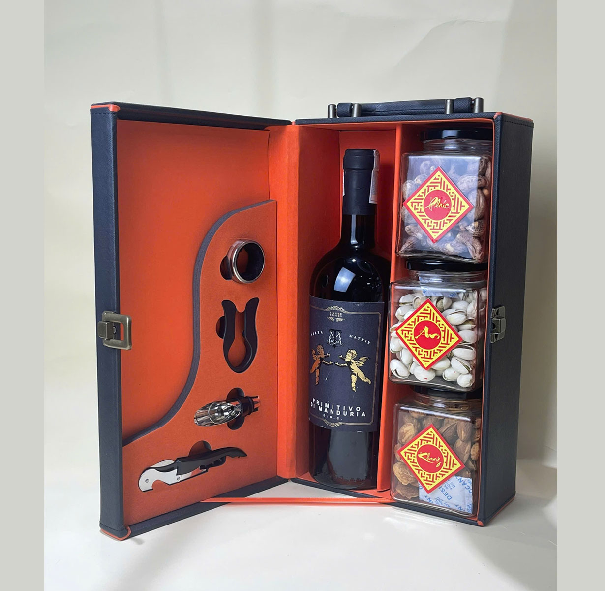 Hộp quà tết vang ý terra matrix limited edition 2025 H55 Hộp quà tết vang ý terra matrix limited edition 2025 H55