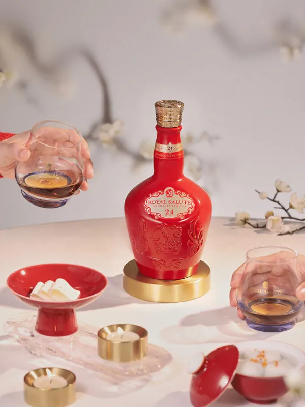 rượu whisky royal salute 24 exclusive blend rượu whisky royal salute 24 exclusive blend