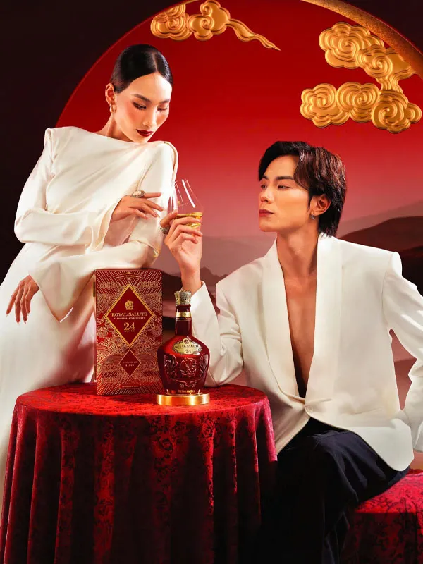 rượu whisky royal salute 24 exclusive blend rượu whisky royal salute 24 exclusive blend