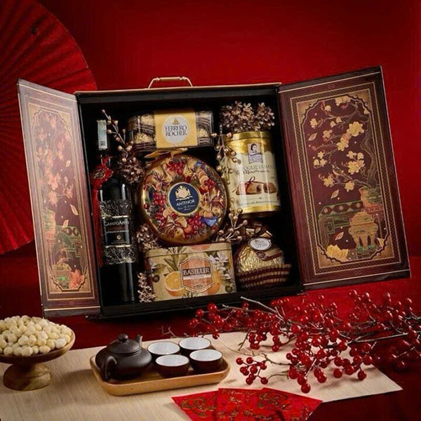 cách kết hợp rượu vang ngon với hộp quà tết đẳng cấp cách kết hợp rượu vang ngon với hộp quà tết đẳng cấp