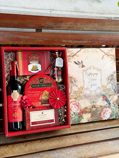 gợi ý hộp quà rượu vang tết 2026 theo ngân sách